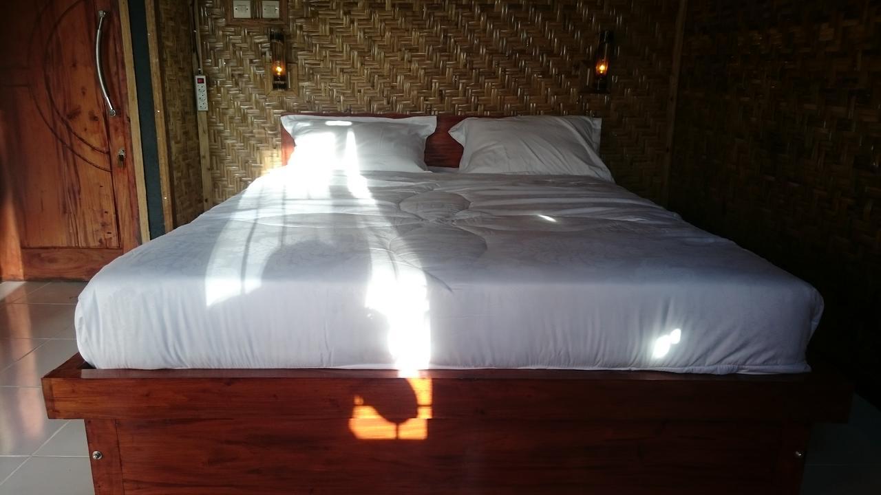 Aryasuta Bungalow Tetebatu Esterno foto