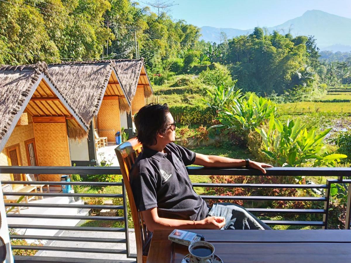 Aryasuta Bungalow Tetebatu Esterno foto