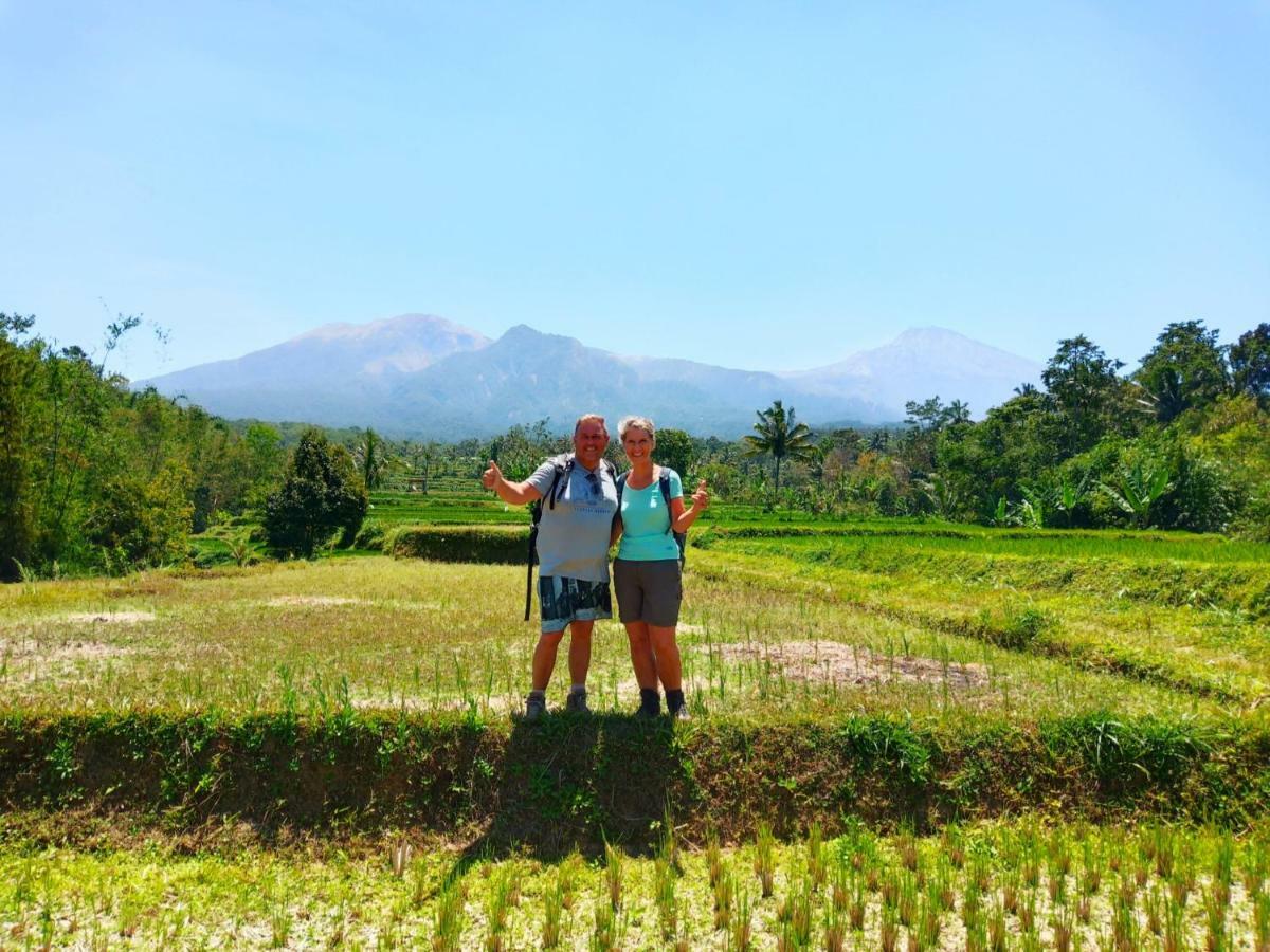 Aryasuta Bungalow Tetebatu Esterno foto